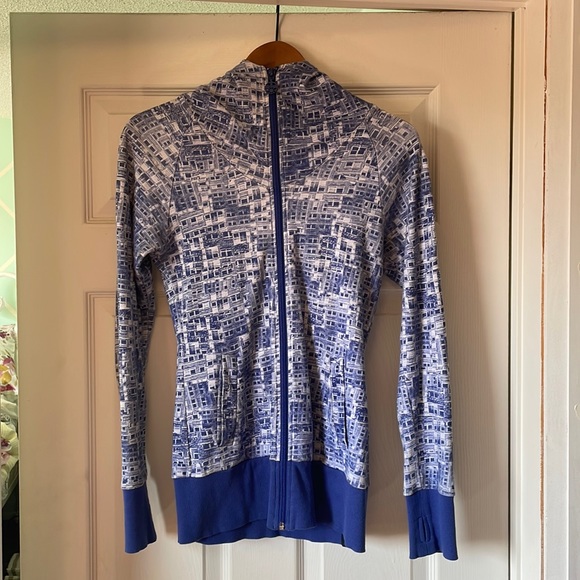 Bench Sweater Hoodie (2010 vintage) - Picture 9 of 11